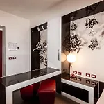 Fabio Massimo Design Otel 3*